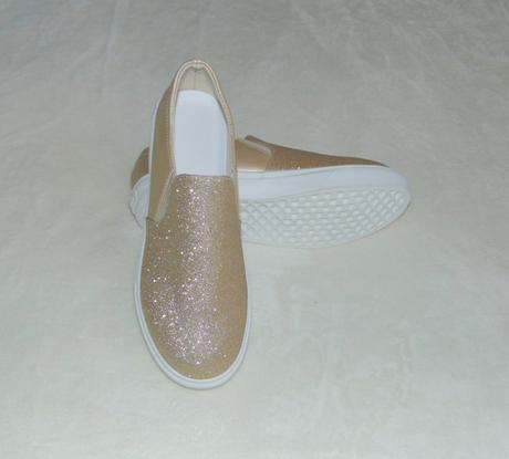 Slip-on, 40