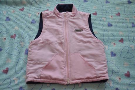 Růžovo-modrá oteplená vesta, zn. donnay, 116