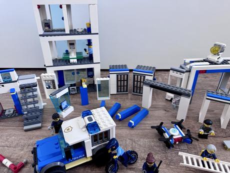 Policejní stanice lego, 