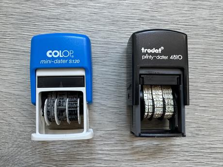 Datumové / datové razítko, 2 ks (trodat, colop), 