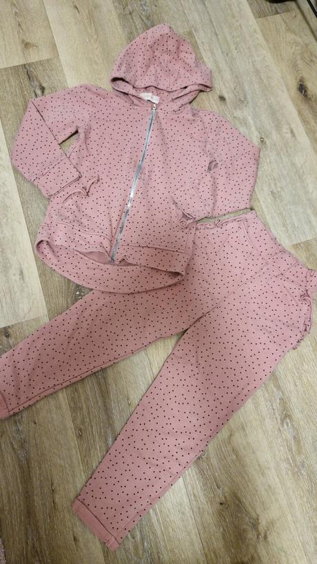 Tepláková souprava vel 122, 122