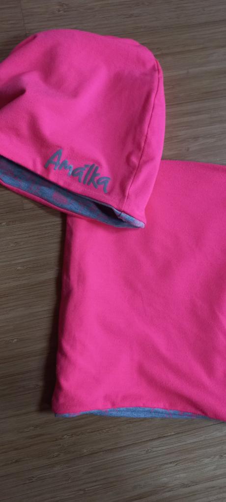 Oboustranný set čepice a nákrčník pro amálku, 122