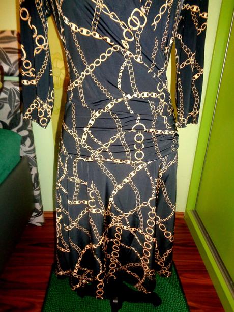 Krásné černé šaty, yessica,m