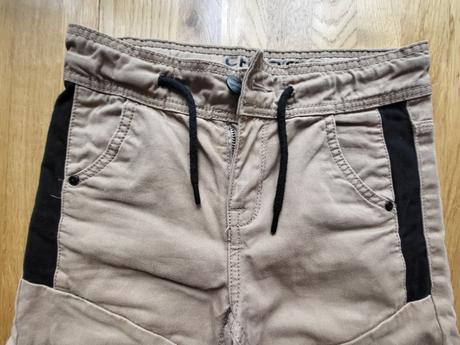 1_kraťasy vel 140, chapter young,140