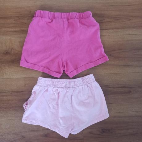 Růžové kraťasy, 98