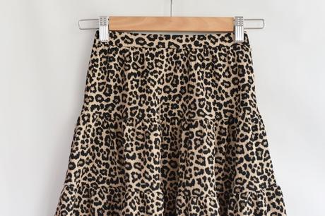 Sukně vel. 5 let, tu,110