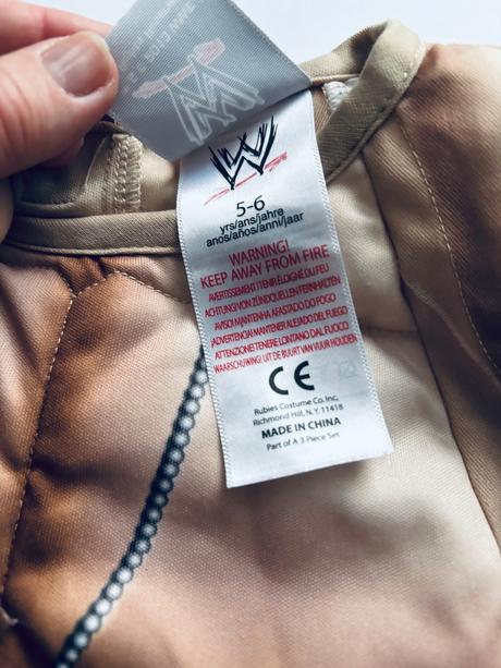 An12/ kostým - v.5/6 let, 