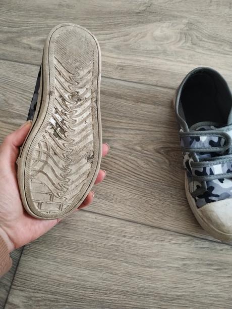 Tenistky vel. 32, 32