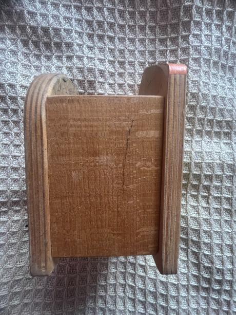 Stojánek na tušky/pastelky,