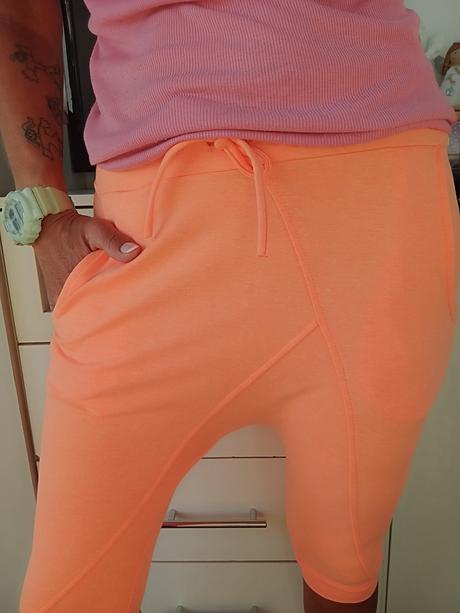 Neón oranžové baggy/nasrávačky vel."uni", 