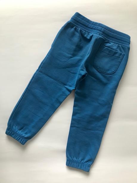 Modré tepláčky, 92