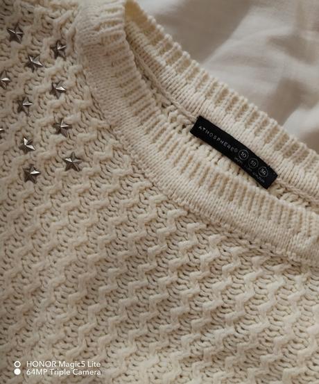 Krémový svetr s hvězdičkama vel.m-l, atmosphere,l