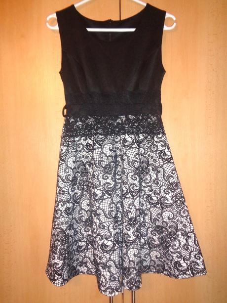 Luxusní černobílé společenské šaty, s