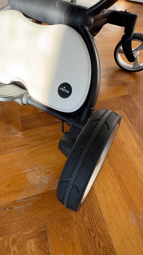 Kočárek mima xari 3g se zimní výbavou a firstbike, mima,mima xari