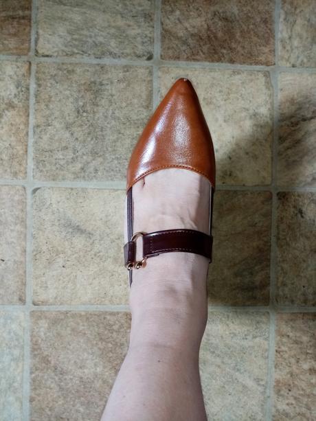 Páskové boty na podpadku, 36