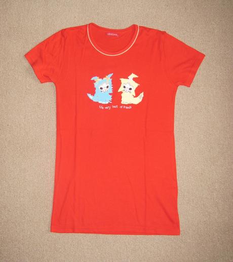 Červená noční košile, 140