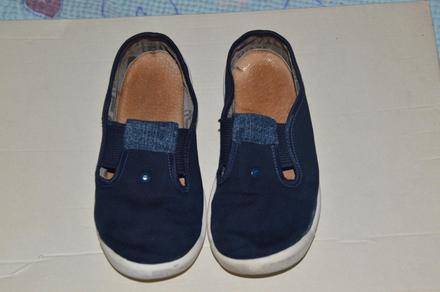 Zdravotní bačkorky, textilní tenisky, plátěnky, 27