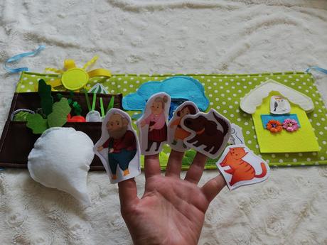 Quiet book o veliké řepě,