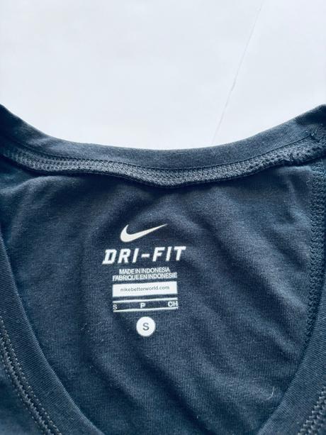 K4/ tilko černé - v. s zn. nike, nike,s