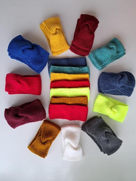 Ručně pletené čelenky s uzlem, či bez,