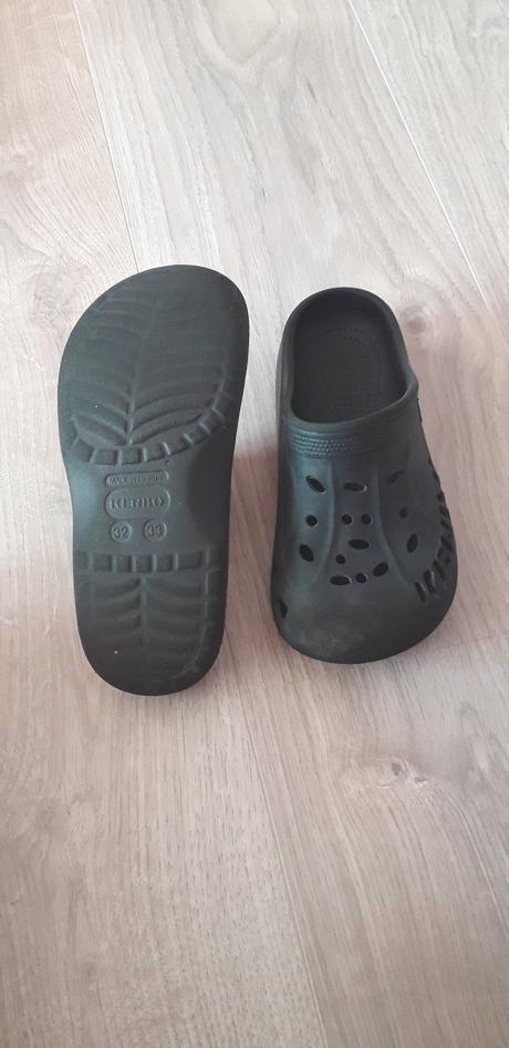 81 - gumové nazouváky kenbo, 32