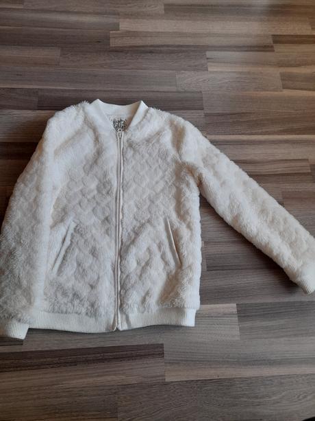 Krásná chlupatá mikinka, 128