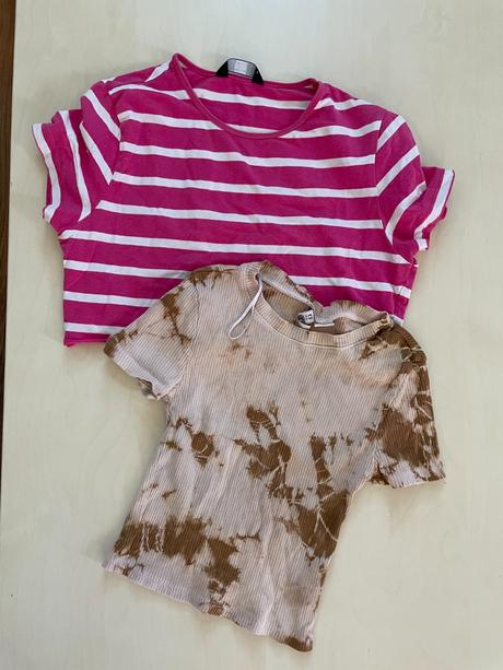 Dvojice crop topů, vel xs, divide a ff, xs