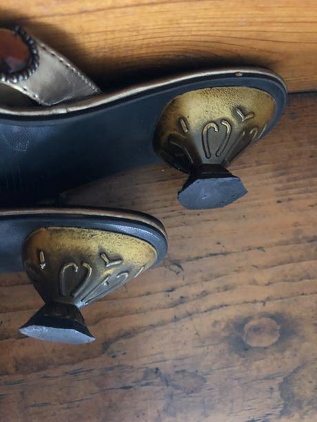 Zlate zabky flip flop, 37