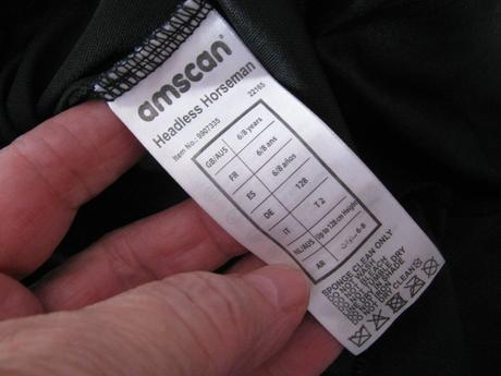 Chlapecký kostým upíra,hraběte drákuly,