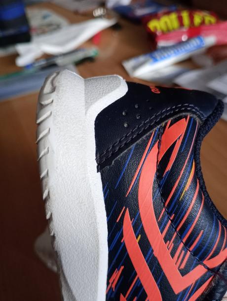 Tenisky do tělocvičny 30, 30