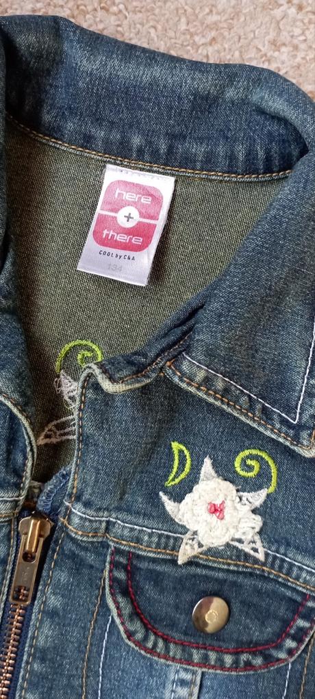 Šaty zn."here+there/c&a" vel."134", c&a,134