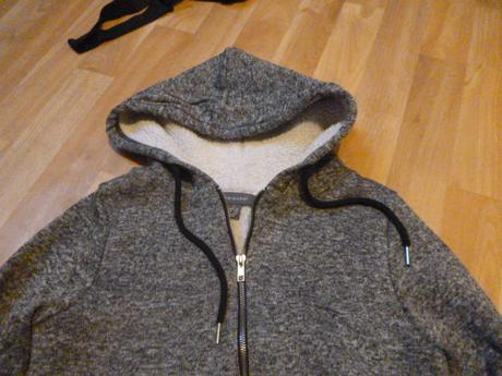 Pleteninová mikina s kožíškem vel.s, primark,s
