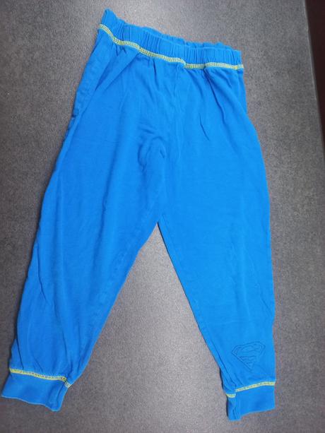 Pyžamo superman, 104