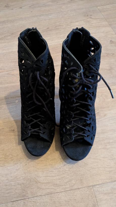 T484 č krásné boty catwalk vel. 38, 38