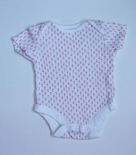 C392 dívčí body vel. 62, f&f,62