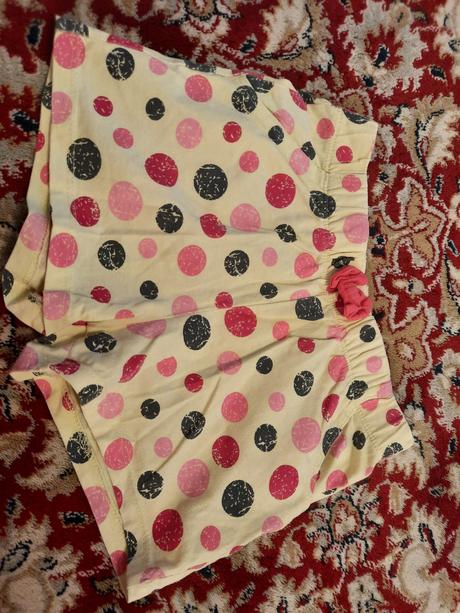 Puntíkaté kraťasy, lupilu,110