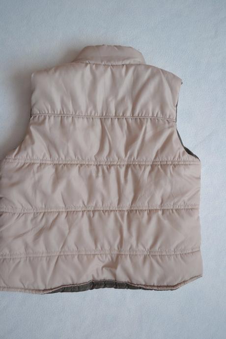 Béžová prošívaná vesta, lupilu,110