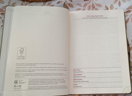 Nový diář na rok 2026 olivový,