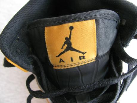 Dětské žluto-černo-bílé kotníkové tenisky jordan, air jordan,36