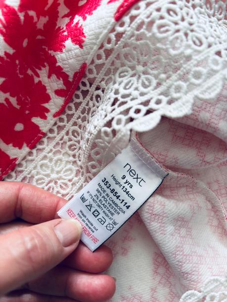 Ob/ šaty společenské zn. next - v.9 let, next,134