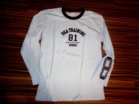 Krásné bledě modré tričko s aplikaci, 164