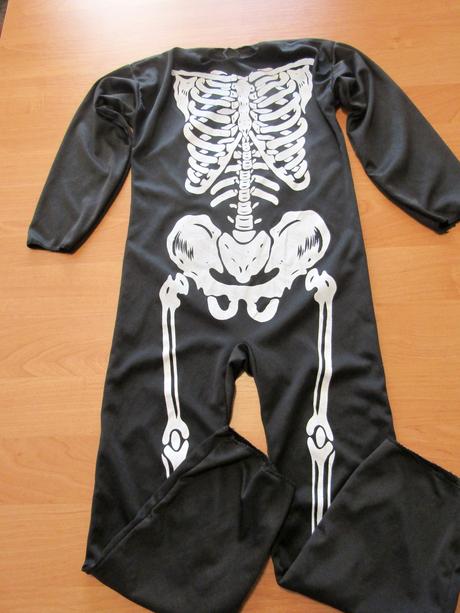 Karnevalový kostým -kostlivec vel 116-122, 