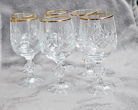 Sada skleniček na červené víno, 