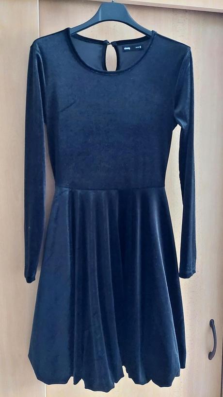 Černé sametové šaty sinsay, sinsay,s