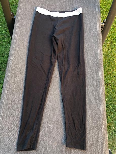 Cerne leginy se stribrnou gumou v pase 152, alive,152