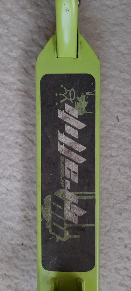 Arcore graffiti skládací koloběžka,