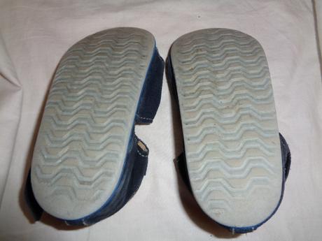 Super modré kožené kotníčkové sandálky, protetika,27