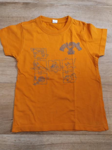 Oranžové tričko, 98