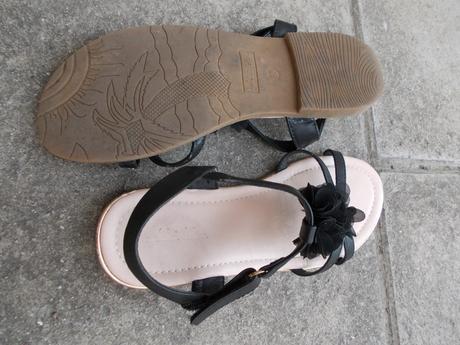 Letní boty / sandály s kytičkami, vel.35, nelli blu,35