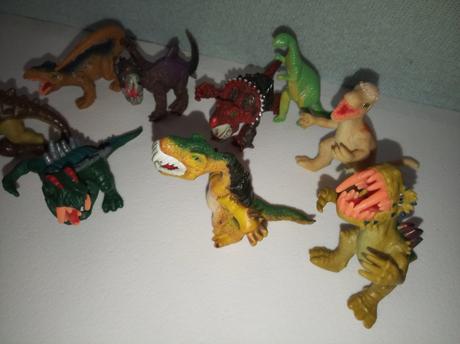 7x dinosauři,
